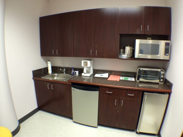 Kitchennette in Suite Suite 550_160 Clairemont Ave, Decatur, GA 30030_12