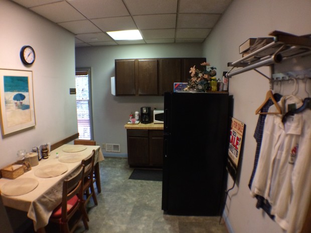 1776 Briarcliff_kitchen